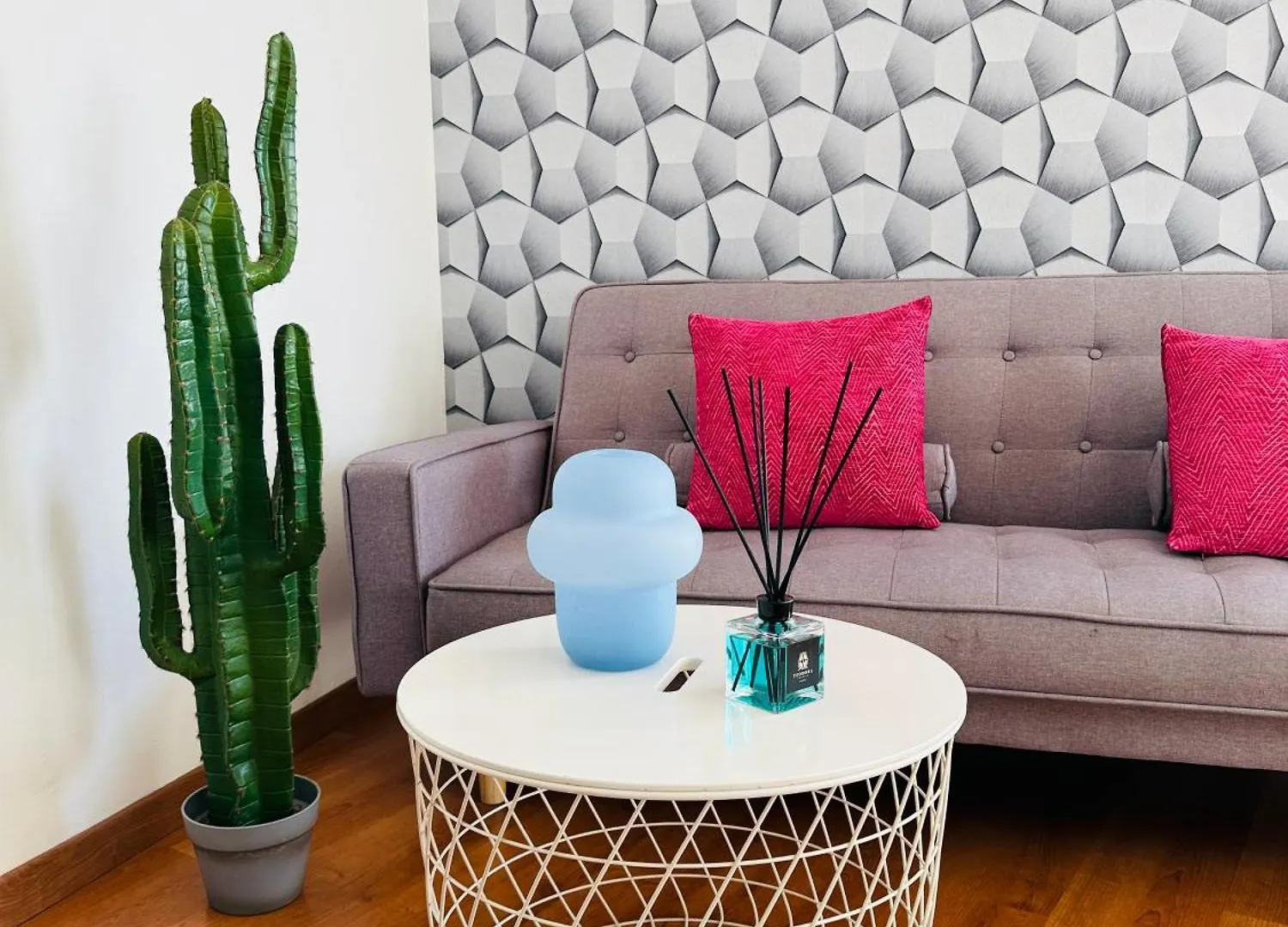 Comecasa 2 Bedrooms 5 Min Walk From Duomo 米兰